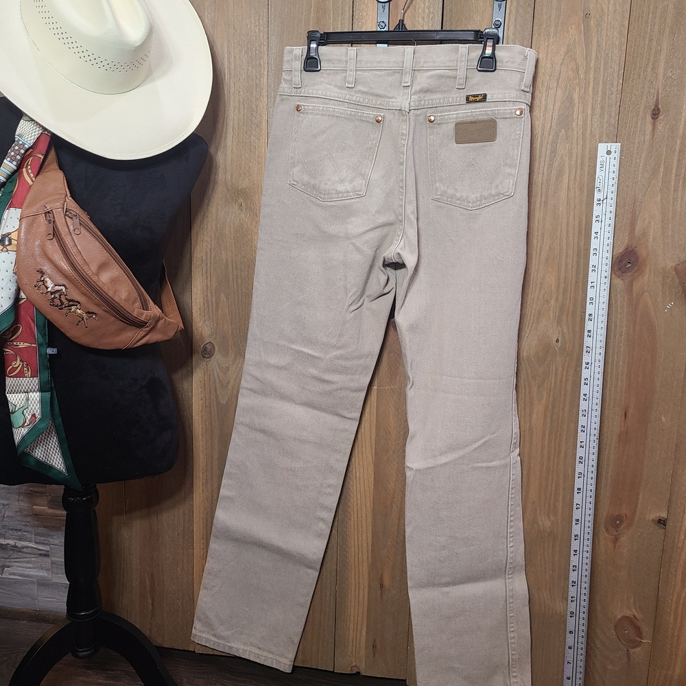 Wrangler Men’s Straight Leg Jeans - Light Taupe